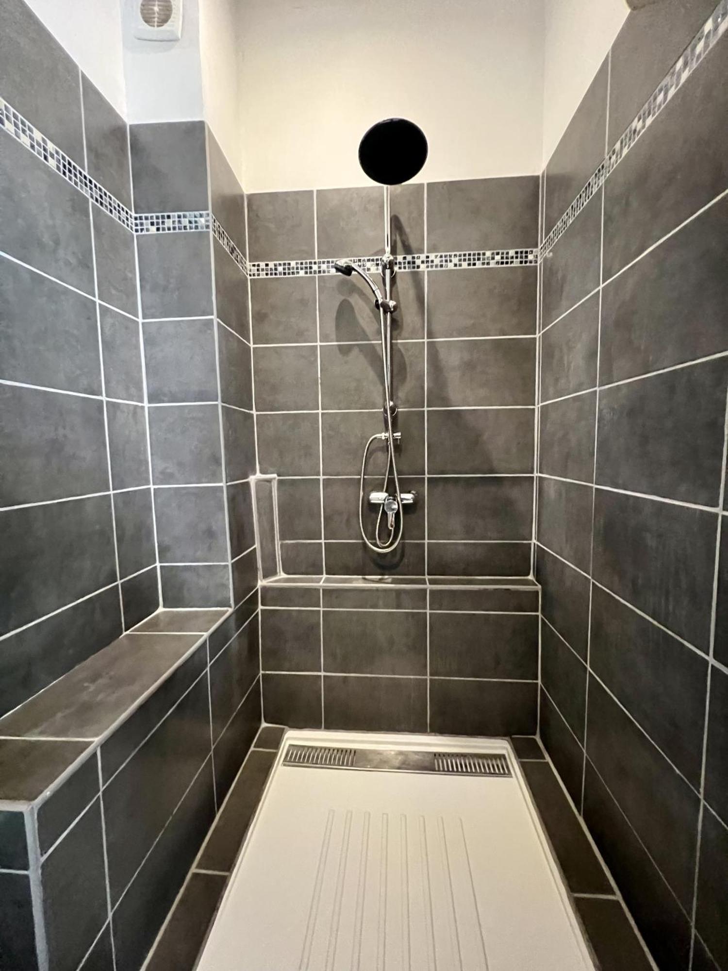 L'Ancienne Berlingotiere Apartment Pezenas Ngoại thất bức ảnh