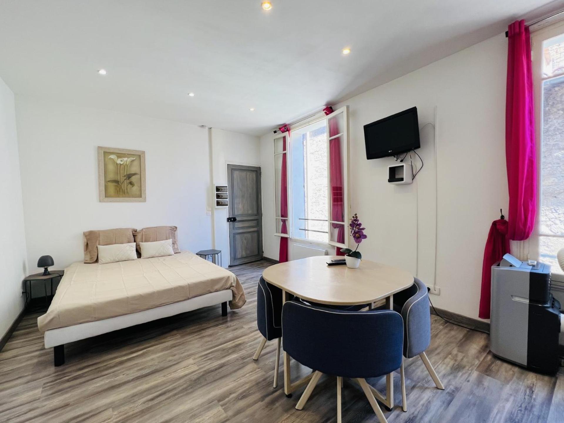 L'Ancienne Berlingotiere Apartment Pezenas Ngoại thất bức ảnh